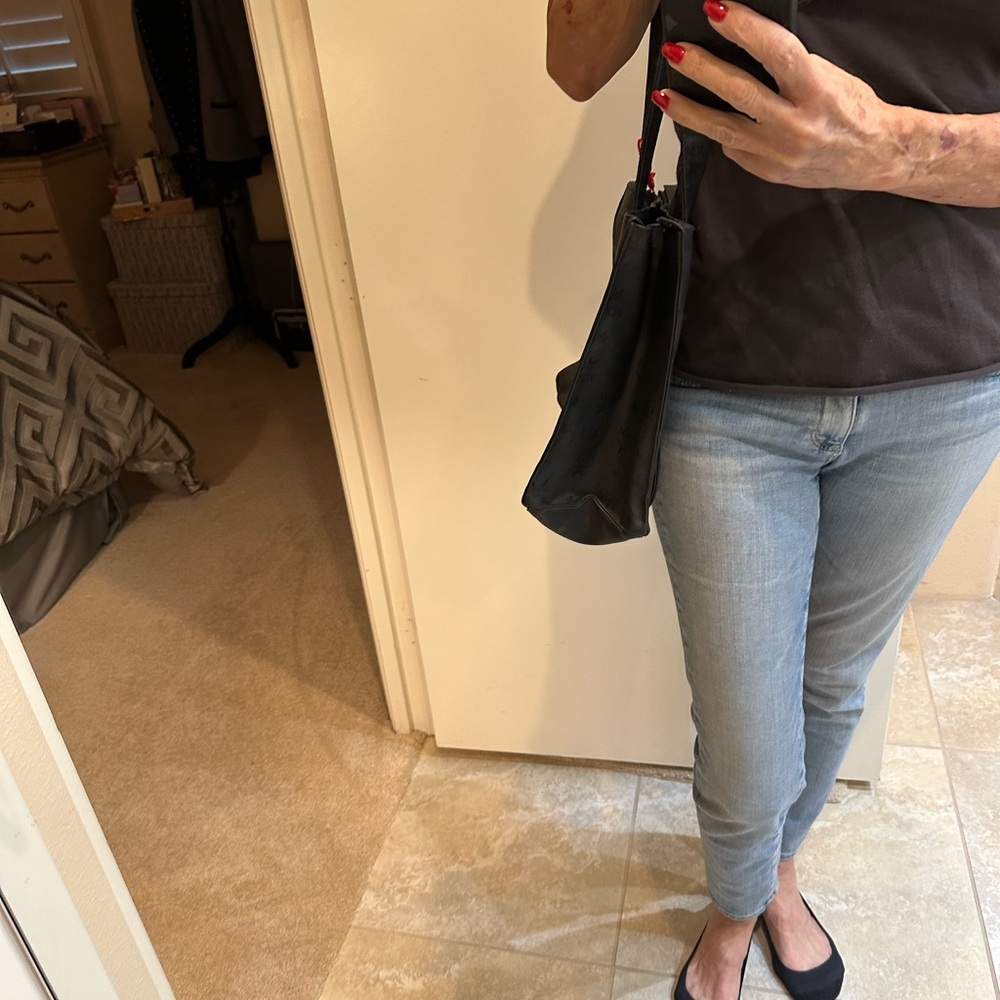 MCM. BLACK VINYL SHOULDER TOTE. EUC  ZIP TOP 15 X 10 X 5 - Picture 4 of 16